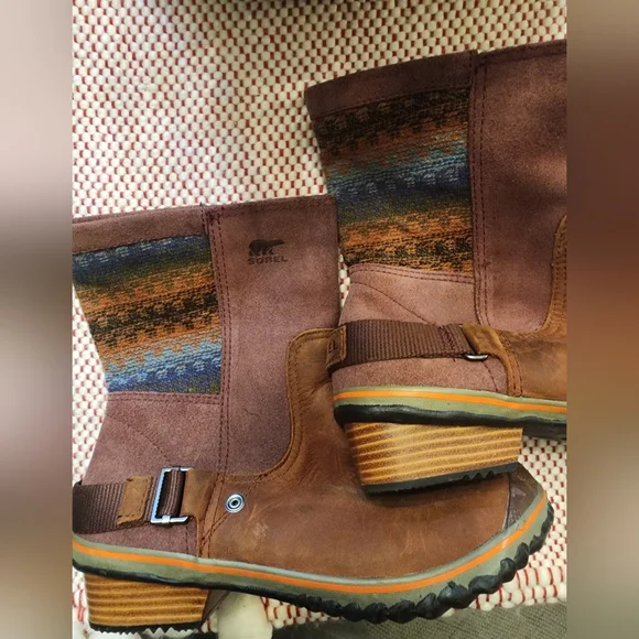 Sorel Madder Slimshortie Boots - Picture 8 of 9